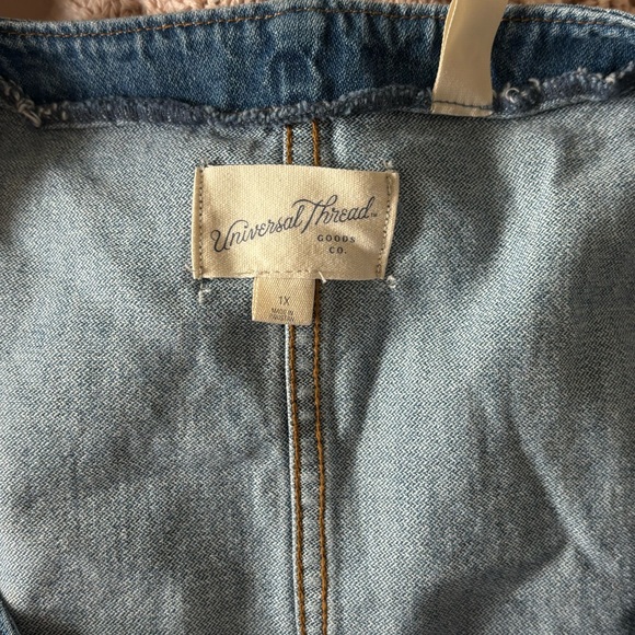 Universal Thread Denim Vest (Plus Size) - Picture 3 of 4